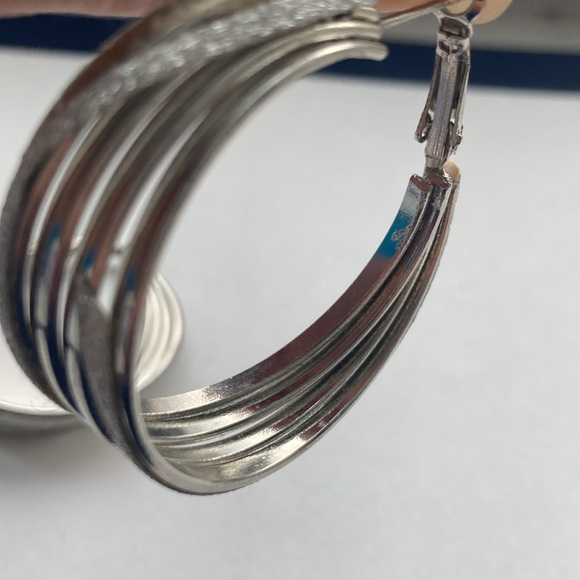 Silver Swirl Pattern Earrings - Picture 3 of 7